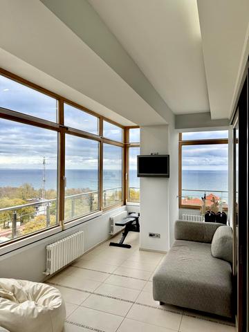 Мукачівський пров., 6