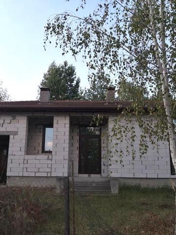 Хлепча сучасний одноповерховий котедж мальовниче місце природа річка