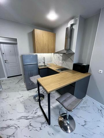 Причальна вул., 12