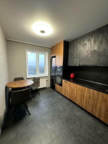 Оренда 3-х кімнатної квартири в ЖК Одеській Бульвар, метрр Теремки