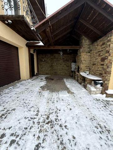 Оренда будинку Дарвіна Артема