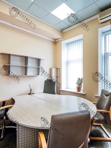 Січових Стрільців вул. (Артема), 84