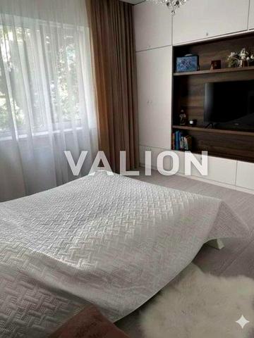 Продаж 2 кімнатної квартири 52м2, вул. Сирецька 32,