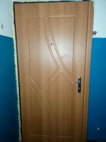 Трикімнатна квартира в Підгородні перший поверх