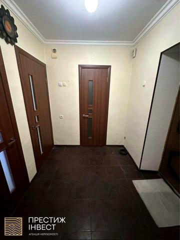 Продаж 1-кімнатної квартири в центрі с. Вороньків