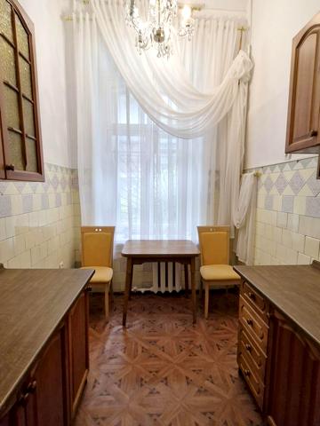 Артилерійська вул., 2/1