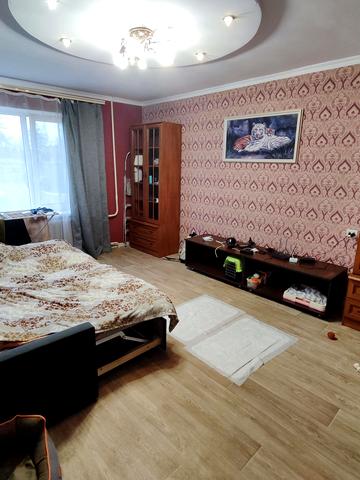 Парусна вул. (Героїв Сталінграду), 9