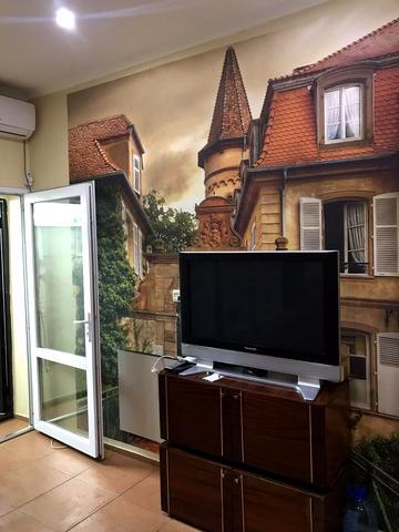 Парусна вул. (Героїв Сталінграду), 1