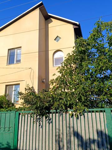 Озерна вул.