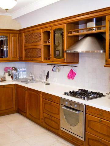 Віталія Шума вул. (Карла Маркса), 3