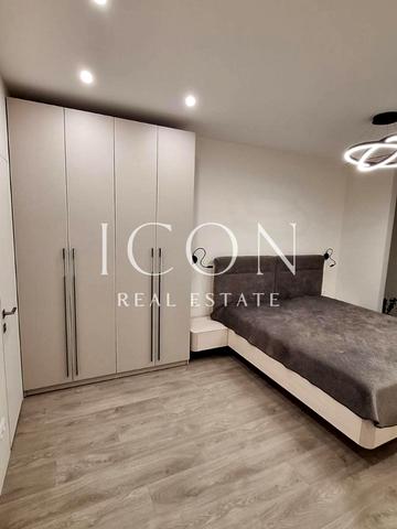 Салютна вул., 2-Б