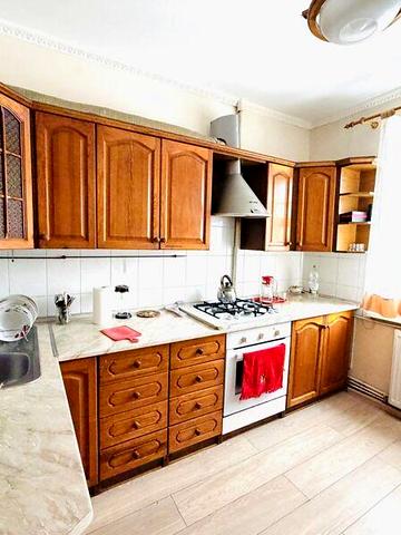 Довгострокова оренда 3к Квартира 15-го Квітня вулиця