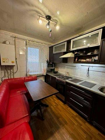 продаж 3-х кімнатної квартири з індивідуальним опаленням