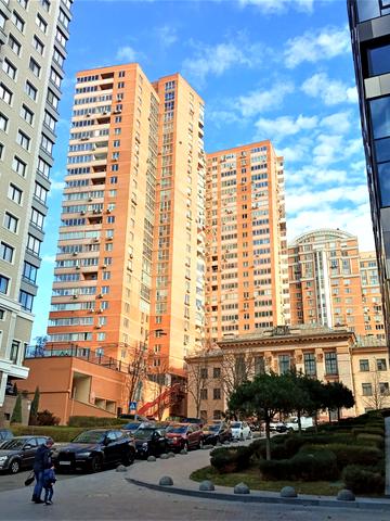 Ділова вул. (Димитрова), 2-Б