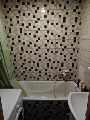 Продаю 2-кімнатну квартиру Снігурівка, вул.Незалежності,100