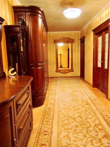 Продаж 3-кімнатної  квартири в центрі  нашого славного міста.