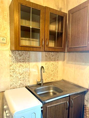 Манежна вул., 28