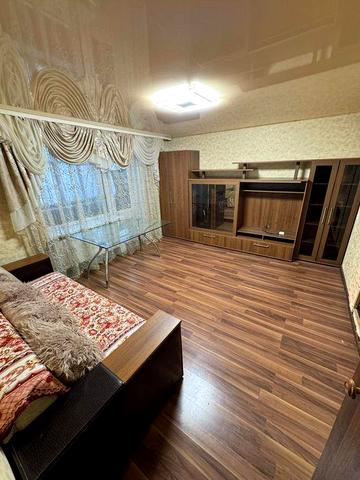 3 кімнатна квартира з ремонтом та меблями чешка