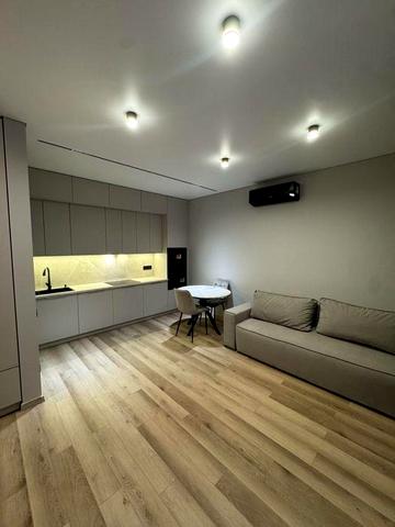 Щикарна квартира ,перша  здача