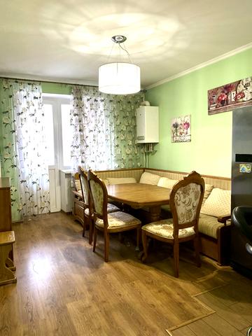 Соборності вул. (Жовтнева), 77а