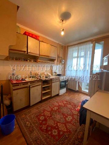 Продам 1-о кімнатну квартиру в цегляному будинку.