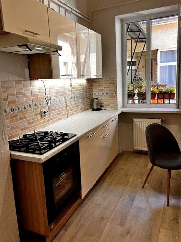 2-к, Корзо, Центр, є-Відновлення. Торг