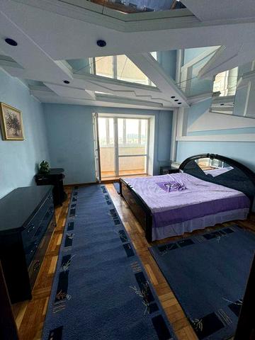 Квартира 3 кімнати (гардероб  та 2 балкона)