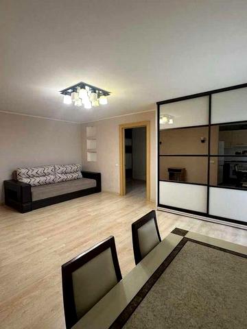 Оренда 2к квартири на вул. Січових стрільців 88