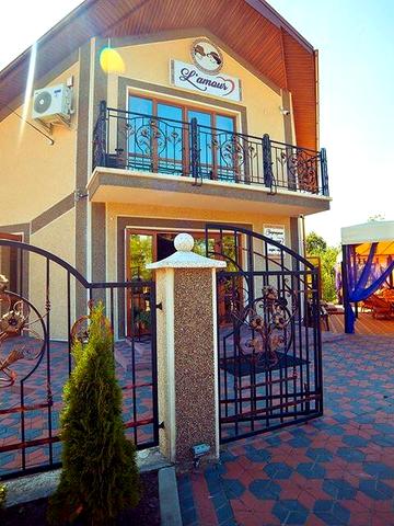 Романа Шухевича вул., 2