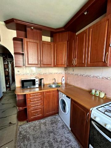Зарічанська вул., 18/1