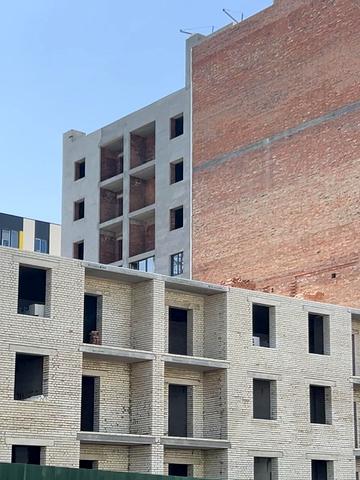 Одеська вул., (Будинок 2)