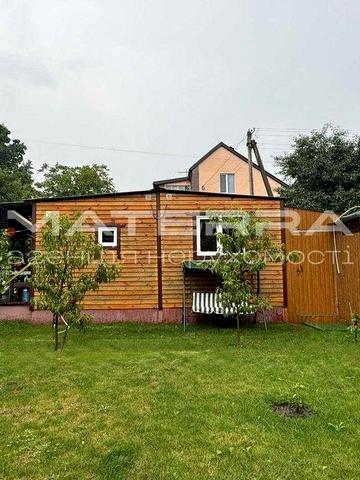 Малютянка Продаж дачі в оточені лісу і озер