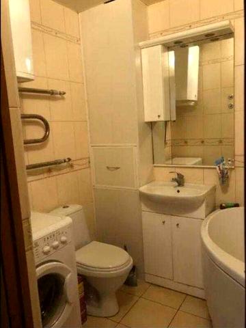 Продам 2к кв. Роганский ж\м(Метро Индустриальная) улучшеной планировки