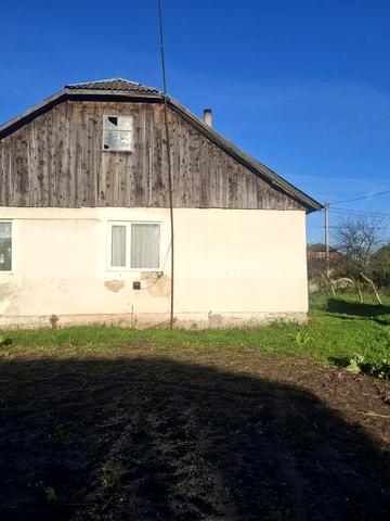 Продається житловий будинок в селі Буців Мостиського (Яворівського рай