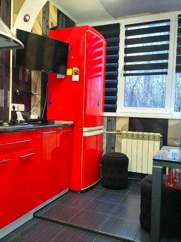 Продам 1 квартиру с ремонтом Северная Салтовка 5 этаж