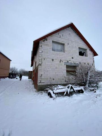 Продам будинок у передмісті Берегова