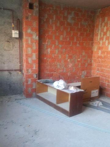 Продам  2-хквартиру м.Дніпро в  новобудові з автономним опаленням ЖК Спортивна 1