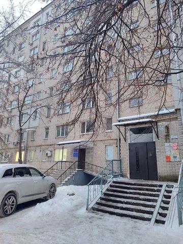 Продам однокімнатну квартиру в центрі Вишневого