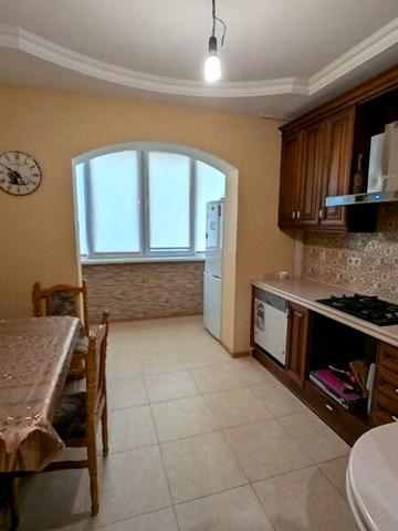 Довгострокова оренда 3к Квартира Зелена вулиця