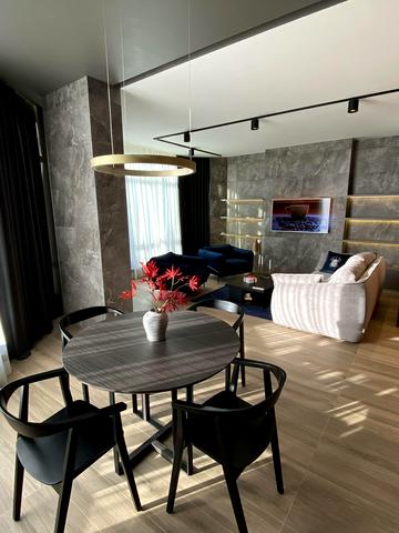 Болсуновська вул. (Сергія Струтинського), 2