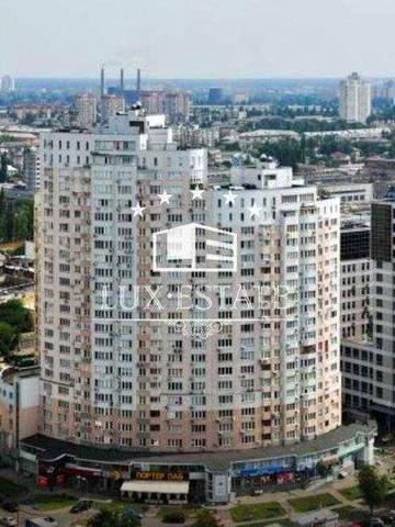 Продаётся квартира 86м²  в новом доме возле Днепра