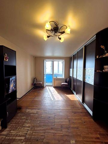 Продам  видовую 2х к.кв , 60  кк.м. метро Левада,  Аэрокосмический  пр