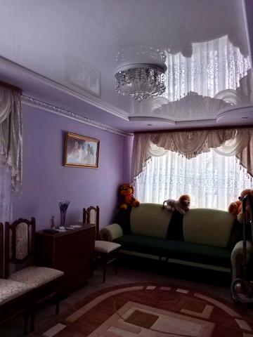 Продам 3-кімнатну квартиру в центрі міста.
Зручне планування — три окр ЖК квартира