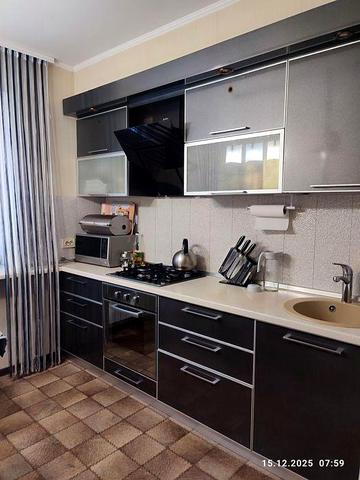 4кімн квартира з ремонтом 5мкрн