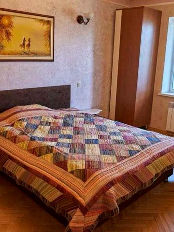 2-к. квартира вул. Героїв полку «Азов» (Маршала Малиновського), 3б