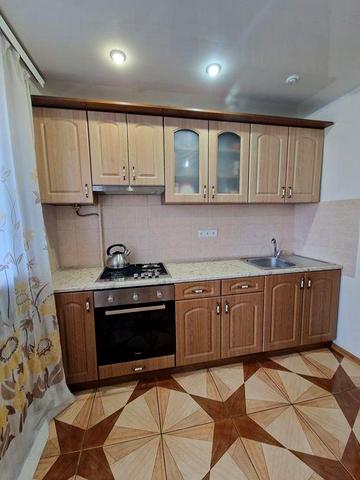 Продаж 4-к. квартира (чешка) вул. Узбецька