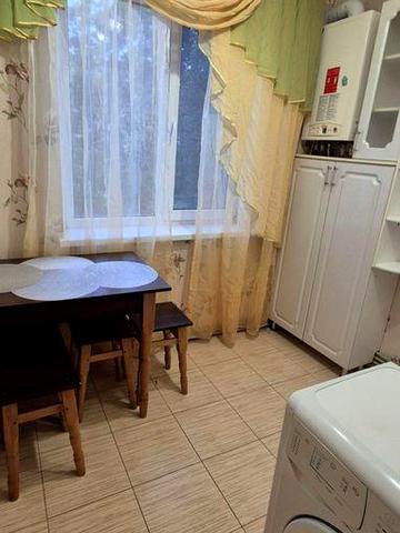 Оренда 2 кім квартири на Новомиколаївці .