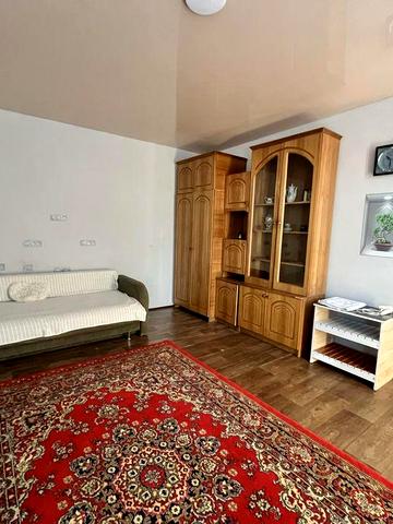 Здам 2 кімнатну квартиру  з автономним опаленням