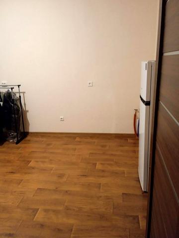 Миколи Вінграновського вул., 2