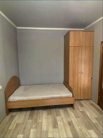 1 кімнатна  у центрі біля нептуна